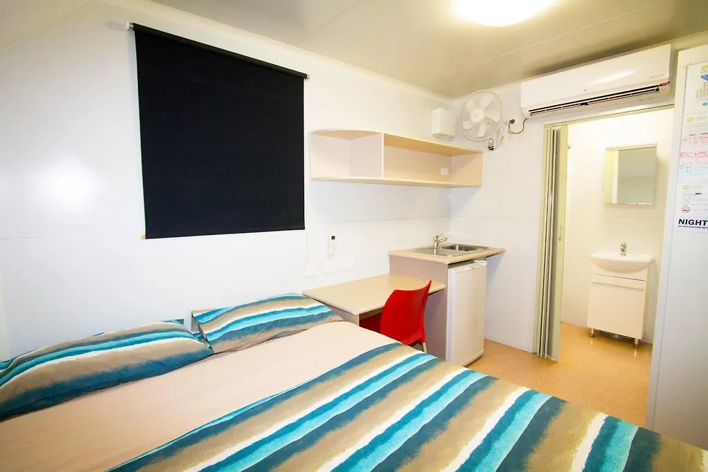 Aaok Jandowae Accommodation Park Campsite
