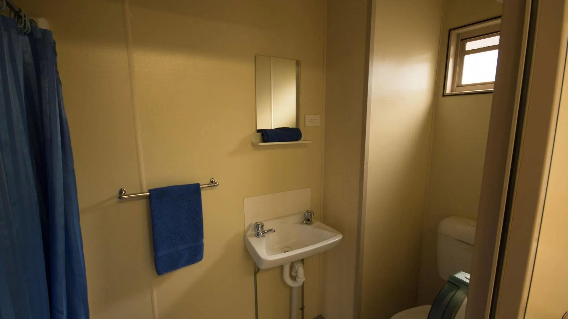 Aaok Jandowae Accommodation Park