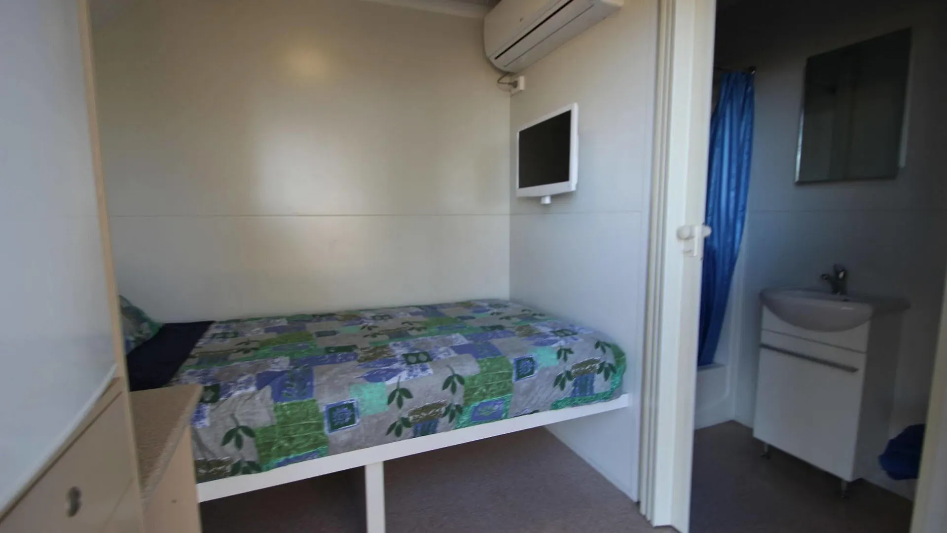Aaok Jandowae Accommodation Park