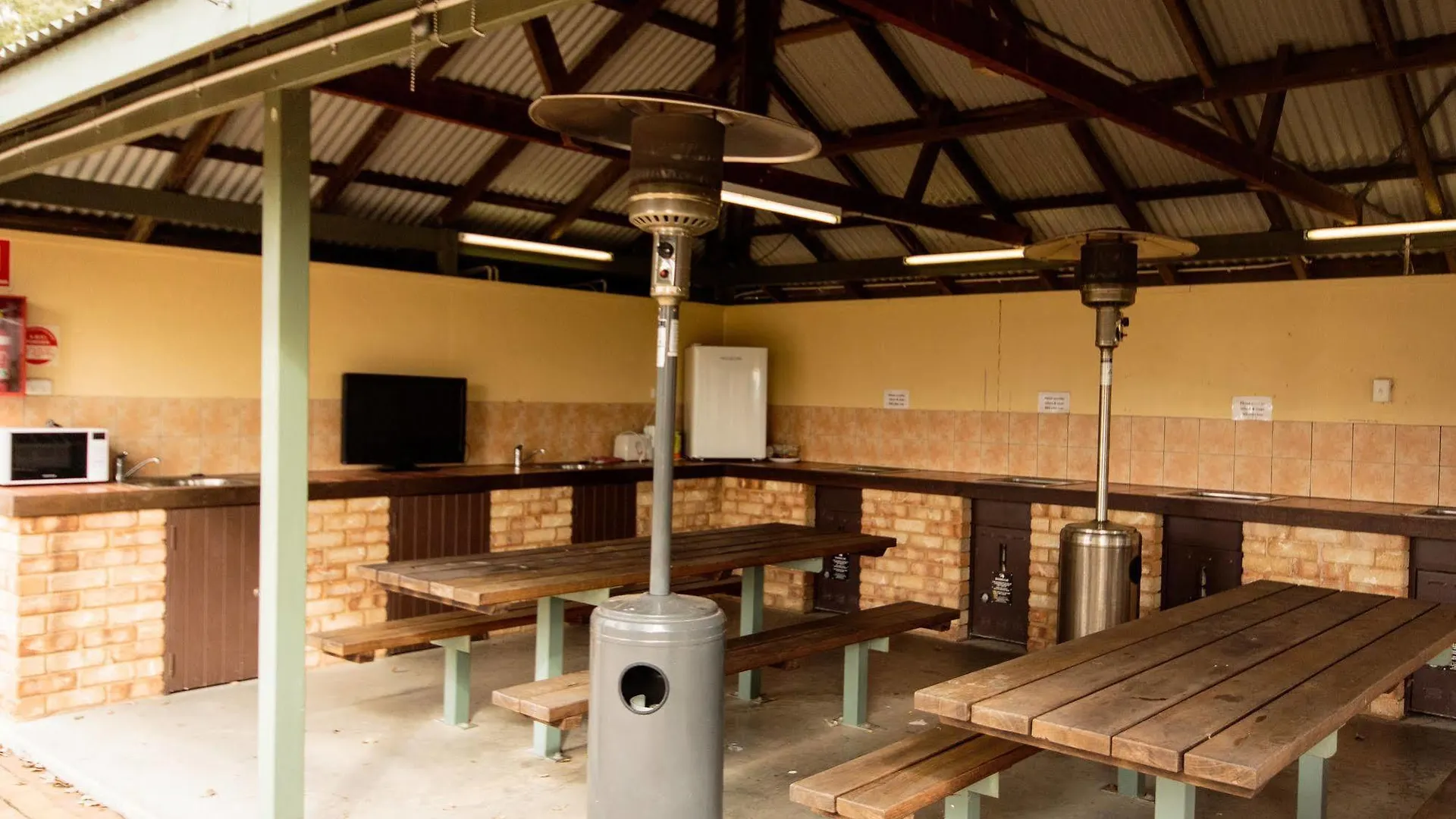** Campsite Aaok Jandowae Accommodation Park Australia